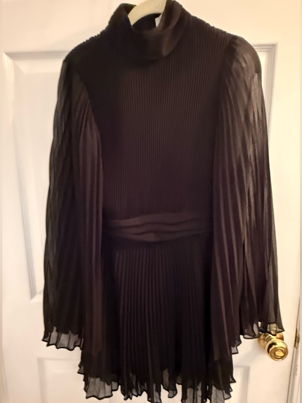 Milly Black and Cream Label Close-Up